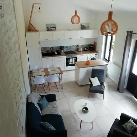Prázdninový dům Maison De Charme, Au Calme, Proche Des Plages Arvert